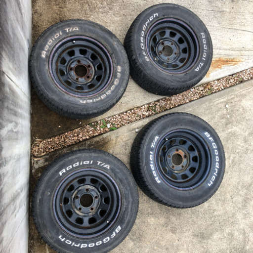 ハイエース　ホイールセット