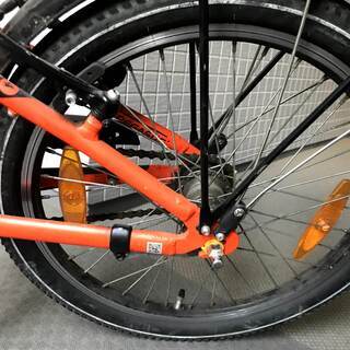 ＜引き渡し決定済＞　子供用自転車（中古）２０インチ　海外製の画像