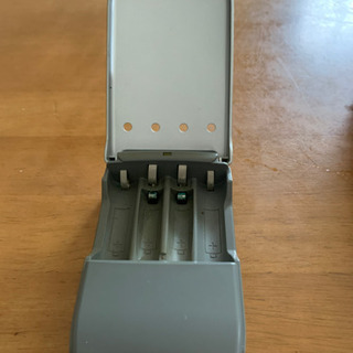SONYニッケル水素電池専用急速充電器の画像