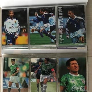 若き日のキングカズ、中田英寿時代のサッカーグッズの画像