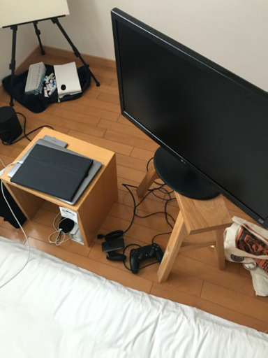引っ越しの為家具をお安くお売り致します。