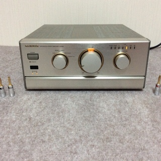 ONKYOの小型プリメインアンプ A-922M 作動品 です。プ...