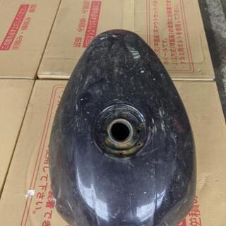カワサキ　バリオス1型　タンクの画像
