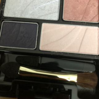 AVON fmgアイシャドウの画像