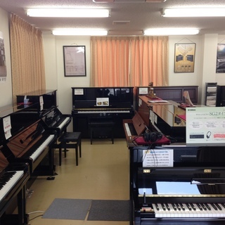 音楽に囲まれた職場です。楽器店正社員スタッフ募集！の画像