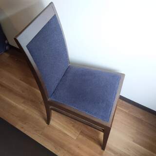 🪑【モダンデザイン】ダイ二イングテーブル＋イス・セット（机と4脚の椅子）🪑の画像