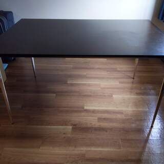 🪑【モダンデザイン】ダイ二イングテーブル＋イス・セット（机と4脚の椅子）🪑の画像