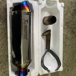 AKRAPOVIC風サイレンサー