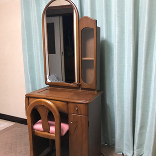 ドレッサー