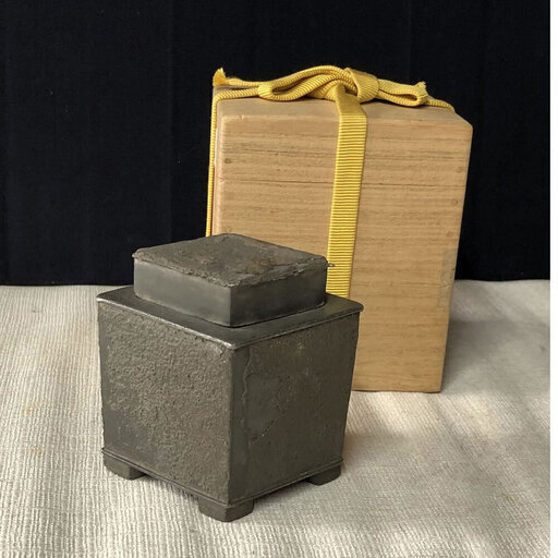 a874 古錫 茶入れ 唐物 中国古玩 錫製 合わせ箱 茶道具