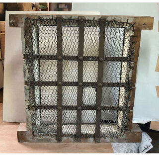 c751 蔵の窓 古い お蔵の窓