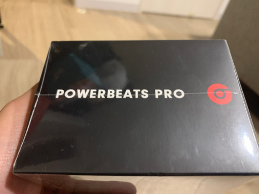 Powerbeats Pro 色：ネイビー　モス　ブラック