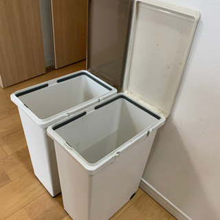 ゴミ箱　3個の画像