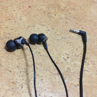 イヤホン　ほぼ未使用！