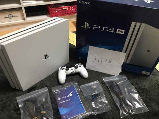 ps4pro CUH-7200 グレイシャーホワイト