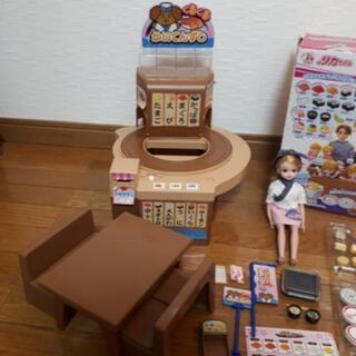 リカちゃん  くるくる回転ずしの画像