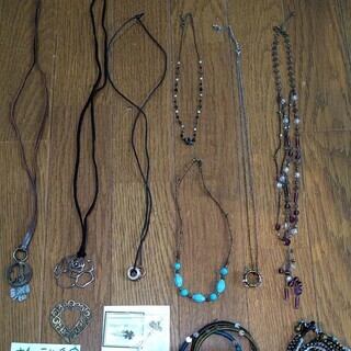 アクセサリーの整理4_ナチュラル系の画像