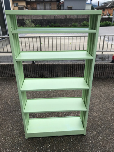 スチール製本棚