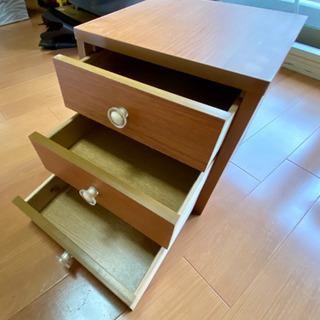 木製の収納　３段引き出し　差し上げます！の画像