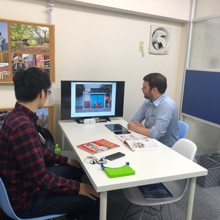 視覚学習とフォニックス発音訓練で地域を問わず圧倒的高評価の英語スクール－オンラインと通学のハイブリッド英会話／英語塾の画像