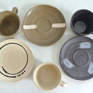 釉彩浪漫 珈琲碗皿揃 5客入り デザインがかわいい コーヒーカップ＆ソーサー　焼き物 陶器 和風　女子会　セットの画像