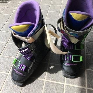 スキー靴の画像