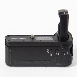 α7M2　α7RM2　α7S2　社外品バッテリーグリップの画像