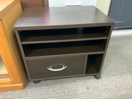 テレビ台　小さめ　中古^_^