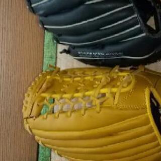 野球グローブ２個セット