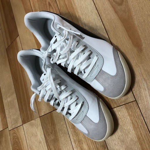 PUMA スニーカー 27CM 新品 箱なし