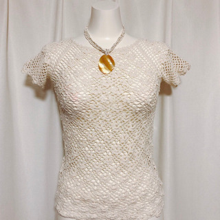 レース編みトップ