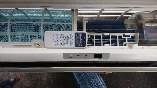 中古東芝製6畳用ルームエアコン