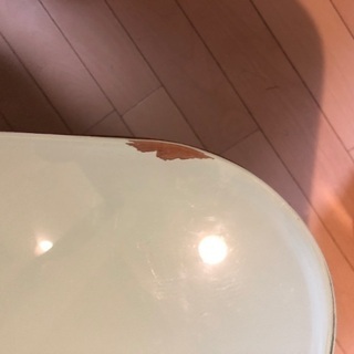 ガラスリビングテーブルの画像