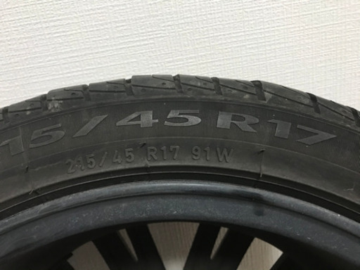 成約済み　タイヤホイール4本セット（17インチ）