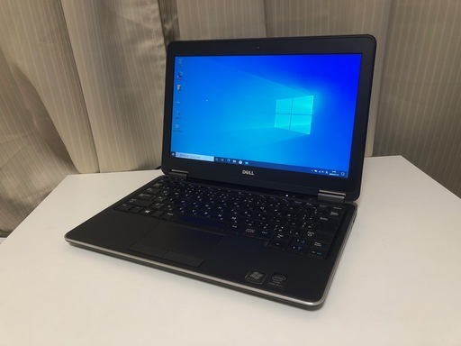 ★受け渡し者決定★【B5サイズウルトラブック・webカメラ搭載・新品バッテリ交換済み】Core i5-4300U メモリ4GB SSD256GB WiFi搭載 Win10 Pro