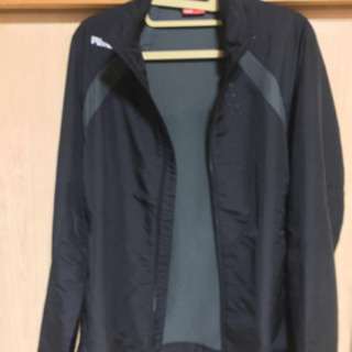 プーマ　ウィンドブレーカーXLの画像