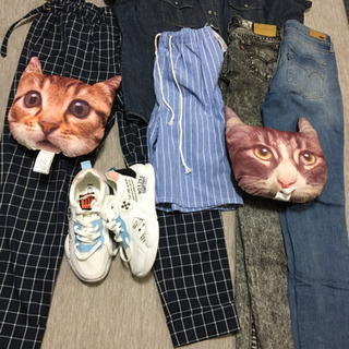 新品スニーカー&Levisスキニーssサイズ二枚&新品短パン&パンツ