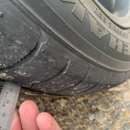 ハイエース200系ファブレス １８インチ