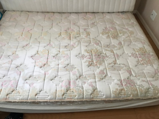 クイーンサイズ　マットレス