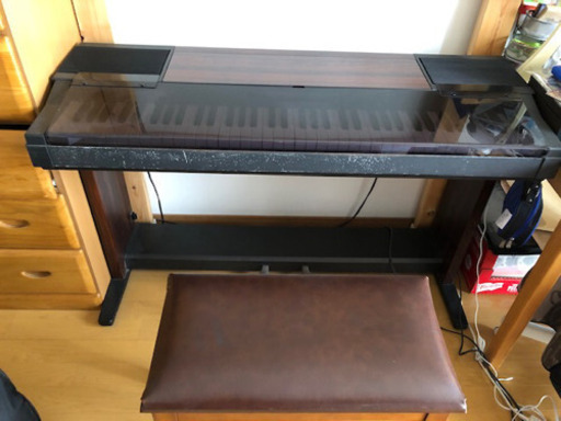 電子ピアノ　クラビノーバ