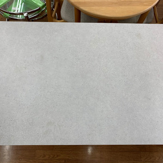 Franc franaダイニングテーブル入荷しました！！の画像