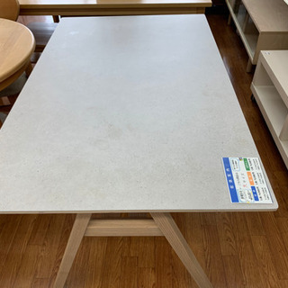 Franc franaダイニングテーブル入荷しました！！
