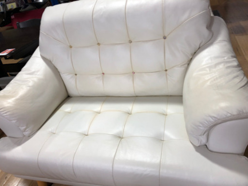 お買取‼︎   2人掛け　ソファ　レザー風　ホワイト　大人気‼︎   オススメ