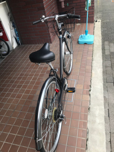 27インチ　軽快車　外装6段変速　ledオートライト　音鳴りにくいローラーブレーキ　ブラック