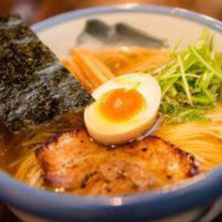 サクッとラーメン食べましょ🍜