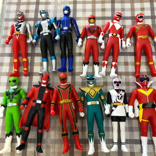 無料！ソフビ☆戦隊ヒーロー☆12体まとめて☆男の子にいかがでしょう？