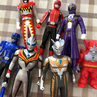 無料！戦隊ヒーロー☆ソフビ人形☆ウルトラマンなど8体まとめてどうぞ！の画像
