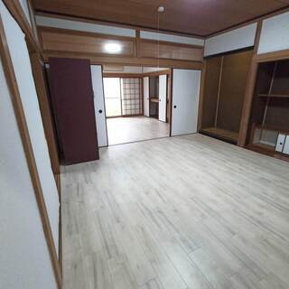 今だけ2万円🎁 🉐敷金礼金ゼロ 小倉南区のひろびろ邸宅6DK(1...
