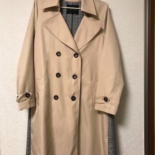 ベージュ🎵チェック🎵バックプリーツ🎵トレンチコート