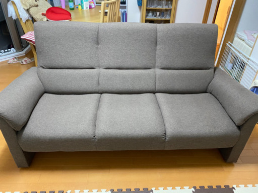三人掛けソファー　お値下げ